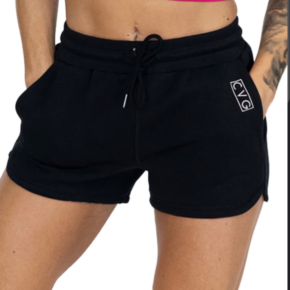 Women’s beyond shorts (gray)